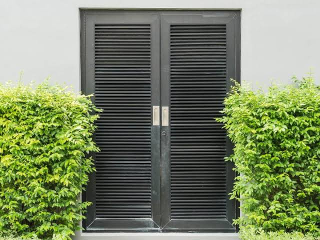 Aluminium Louver Doors - Architectural Glass Solutions by Vistta Glass